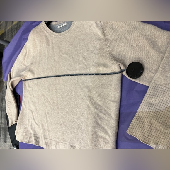 100% Cashmere Chinti & Parker Relaxed Colorblock Crew. L. Beige, Gray, Black. - Picture 9 of 13